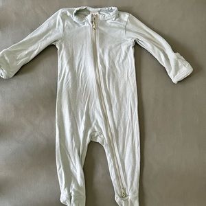 Larkspur bamboo sleeper